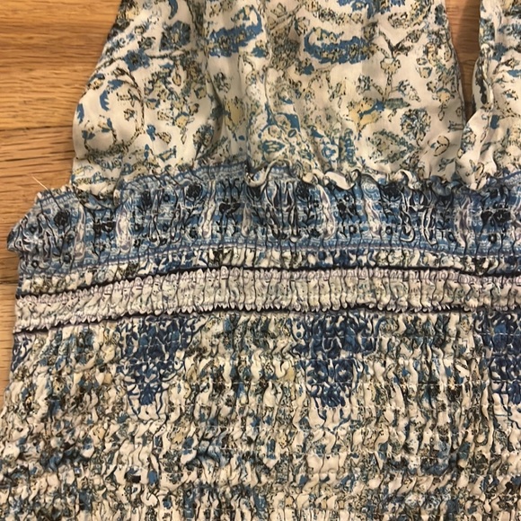 LF Halter Crop Top - Picture 3 of 3